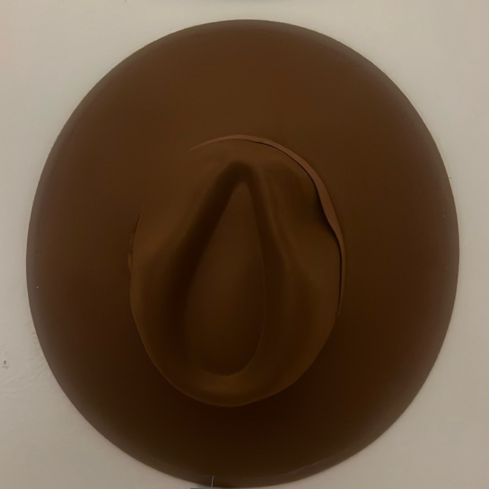 Brown hat
